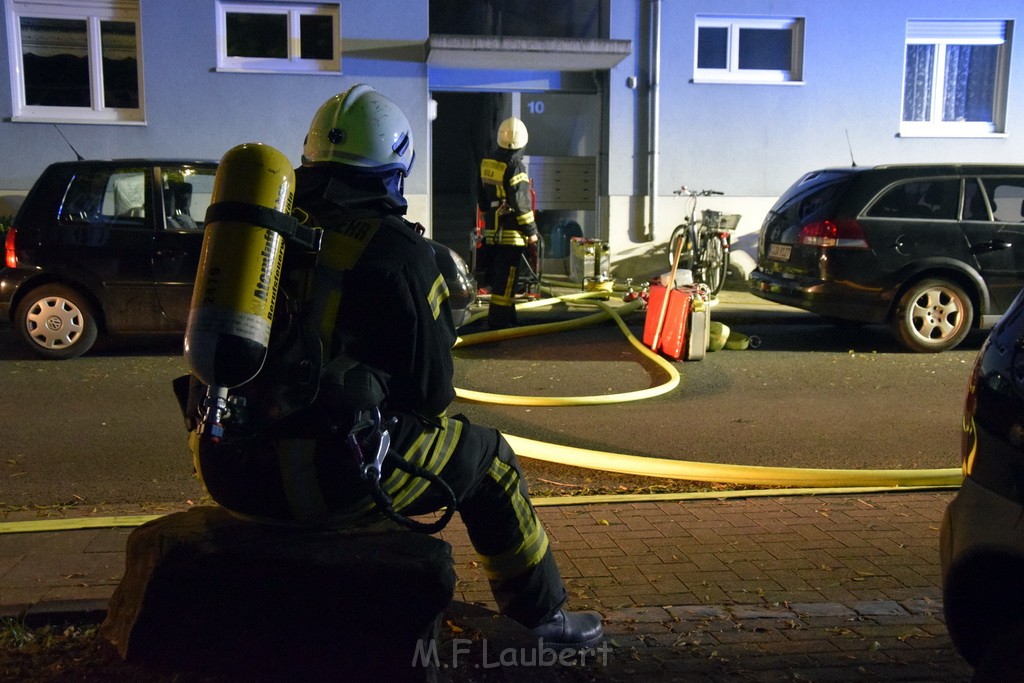 Feuer 2 Y Kellerbrand Koeln Ostheim Ruppinerstr P109.JPG - Miklos Laubert